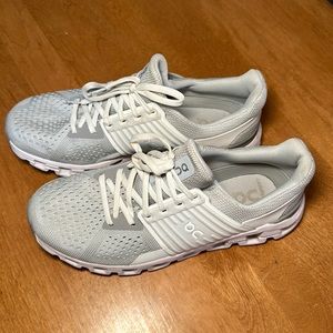 On Running Shoes Cloudswift Glacier White. Women’s Size 7.5